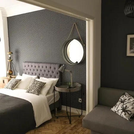 4 Bedroom In The Heart Of 아파트 *
