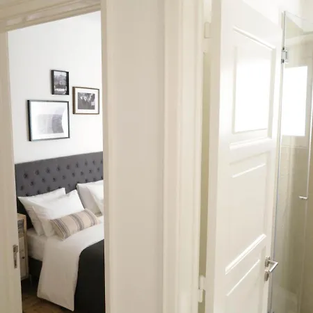아파트 4 Bedroom In The Heart Of 리스본